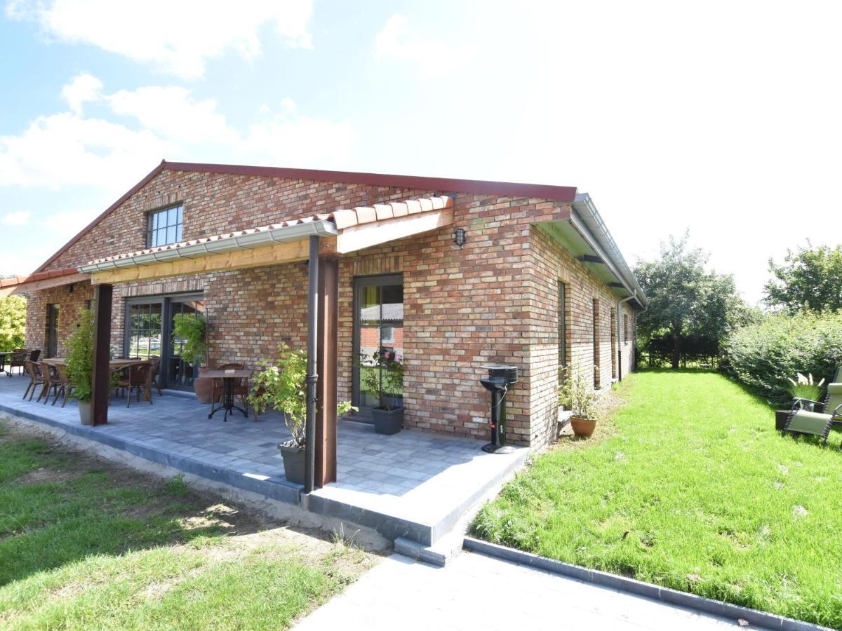 Tasteful Holiday Home In Sijsele Brugge With Garden Veldhoek Dış mekan fotoğraf