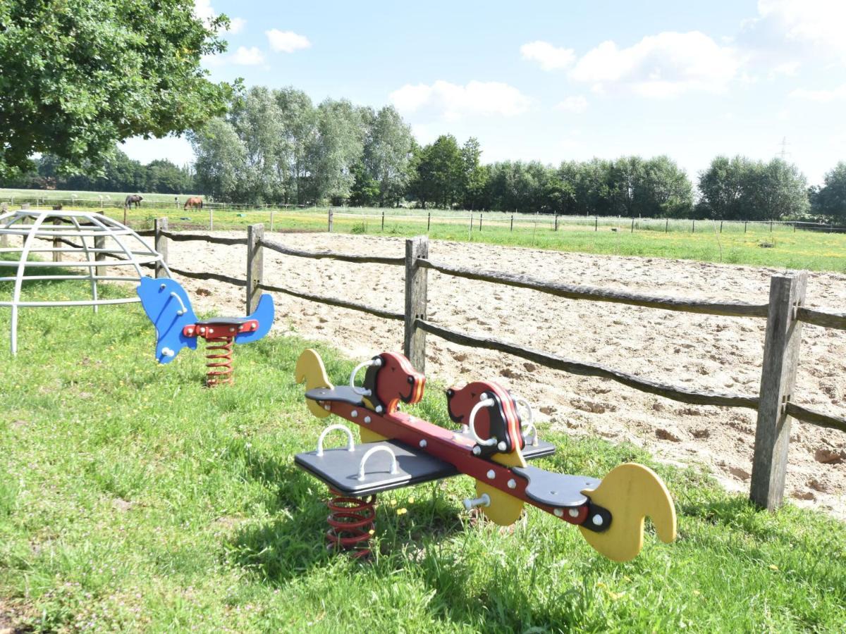 Tasteful Holiday Home In Sijsele Brugge With Garden Veldhoek Dış mekan fotoğraf