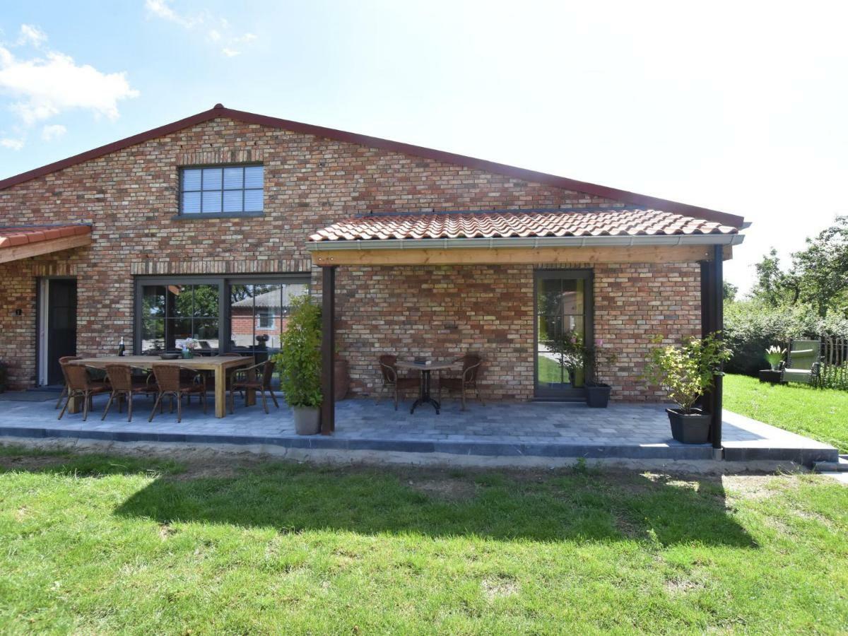 Tasteful Holiday Home In Sijsele Brugge With Garden Veldhoek Dış mekan fotoğraf