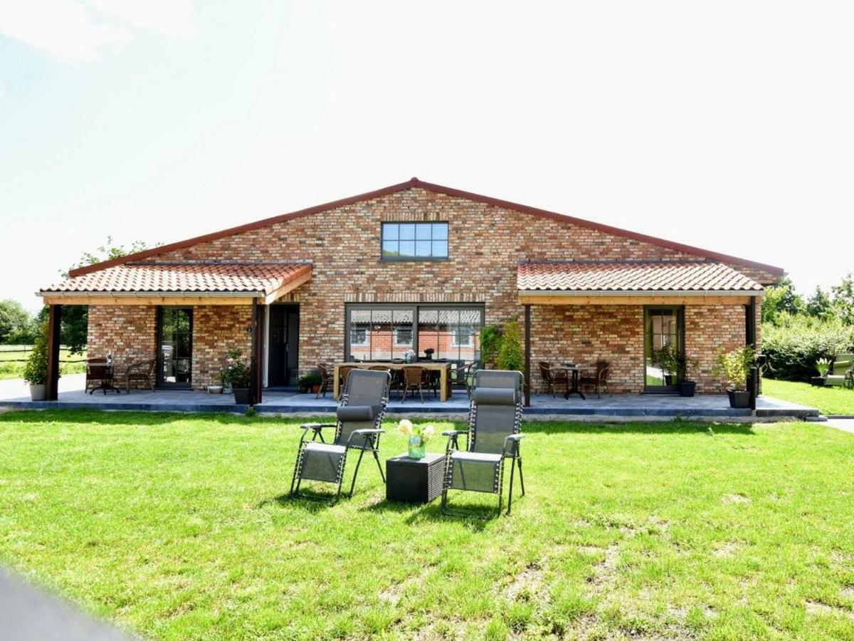 Tasteful Holiday Home In Sijsele Brugge With Garden Veldhoek Dış mekan fotoğraf